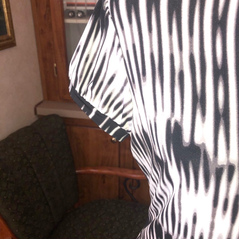 Worthington petite stretch size PM black & white small puff sleep looks new - Picture 2 of 5